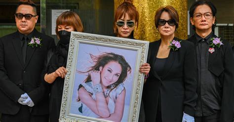 Singer Coco Lee mourned by fans and family at Hong Kong funeral